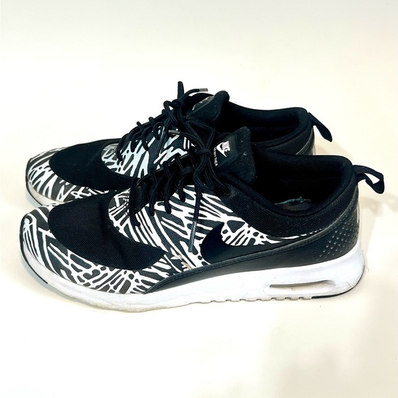 Nike Air Max Thea - Picture 2 of 4